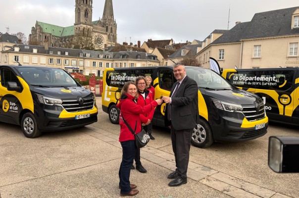 MINIBUS 12.12.25